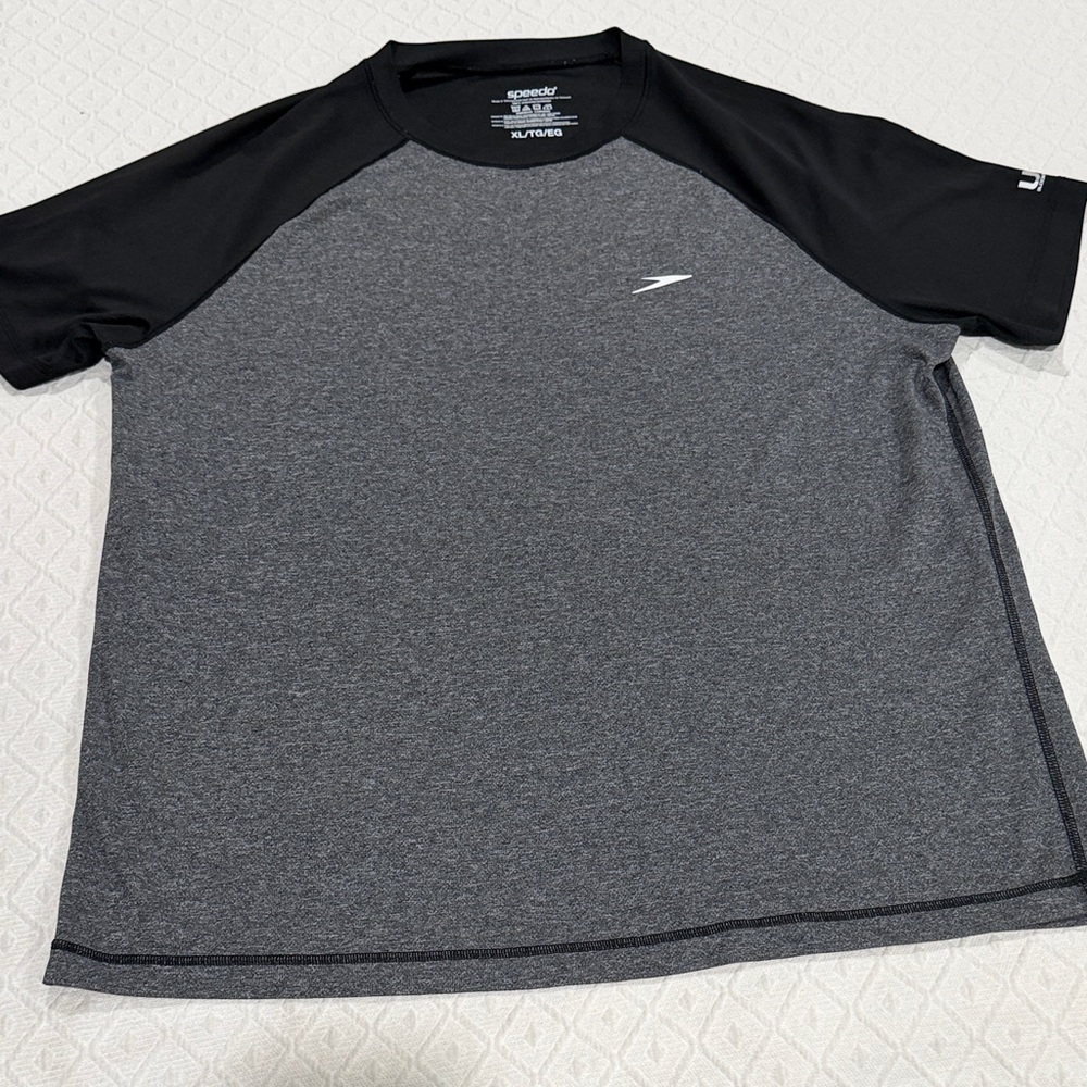 Speedo Men's Charcoal and Black Short Sleeve Tee